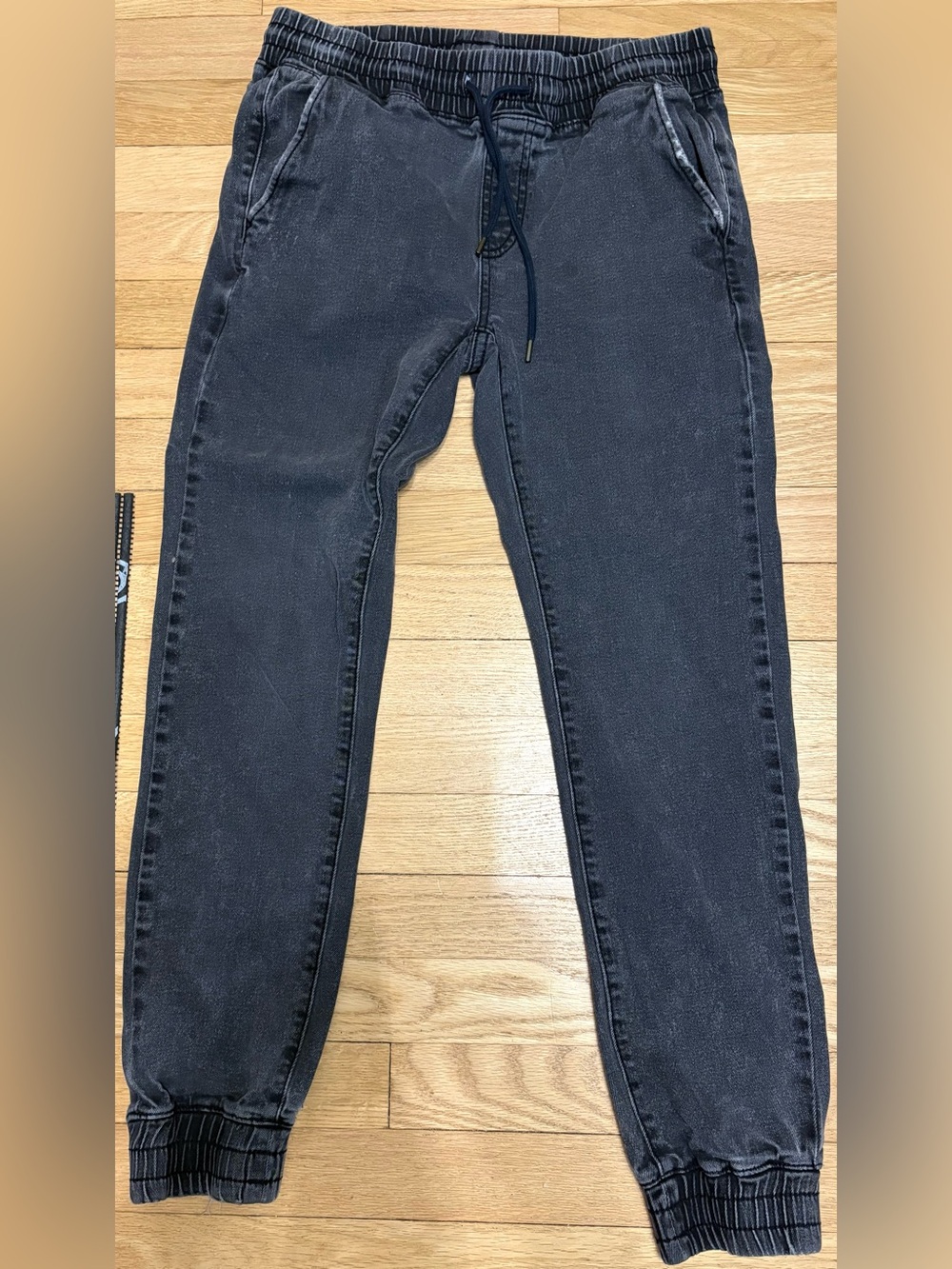 Men’s joggers size 29